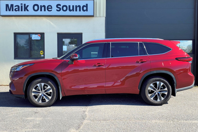 Toyota 2021 Highlander with professional window tint in North Bay